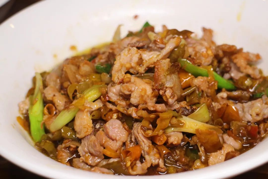 妈妈菜？“苗圃第一勺”钟姐把正宗的衡东私房菜带到华新开发区了