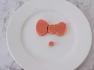 把饭做成汉堡,用鸡蛋做迷你汉堡好吃又好看