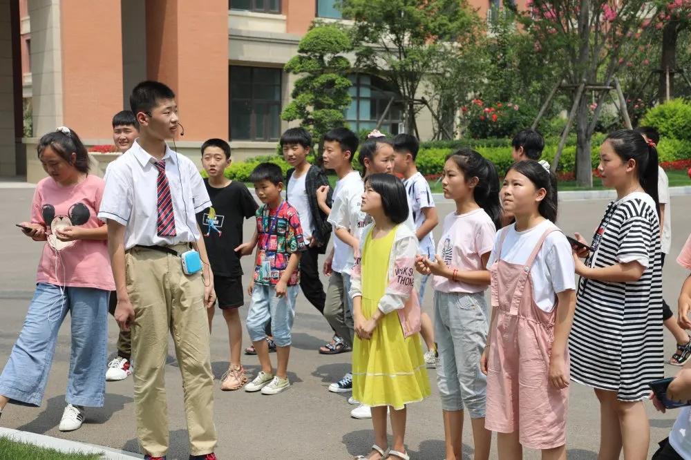 这所学校怎么样用英语怎么说,这所学校怎么样英文