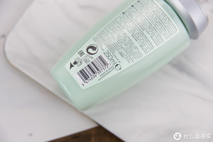 不同发质怎么选择洗发水男士,男士洗发水和女士洗发水区别