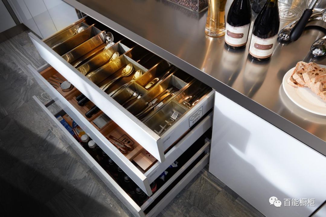 百能不锈钢厨房橱柜,百能不锈钢橱柜中式风格