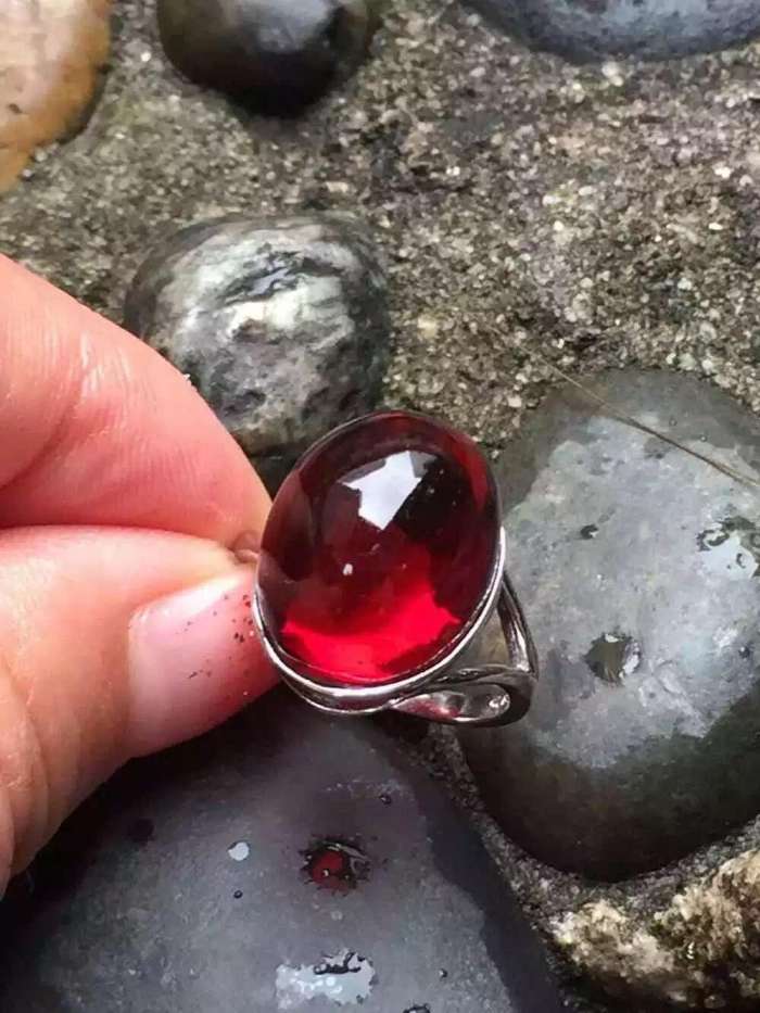 血珀的含义,血珀的形成过程