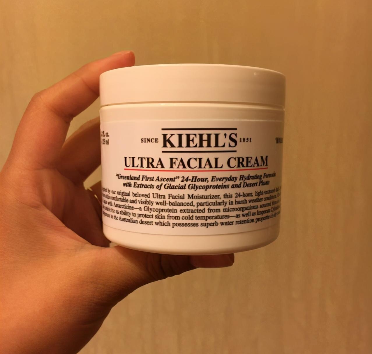 为什么夏天毛孔粗大的问题很明显,夏天出油导致脸颊毛孔粗大怎么办