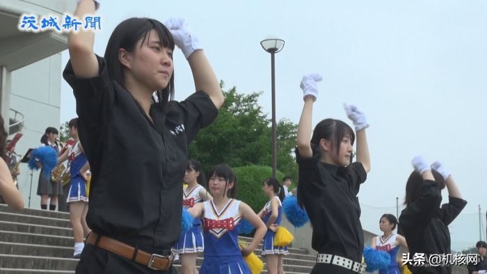 “爱”,“热血”与“永不言弃”:这就是《应援团》的故事