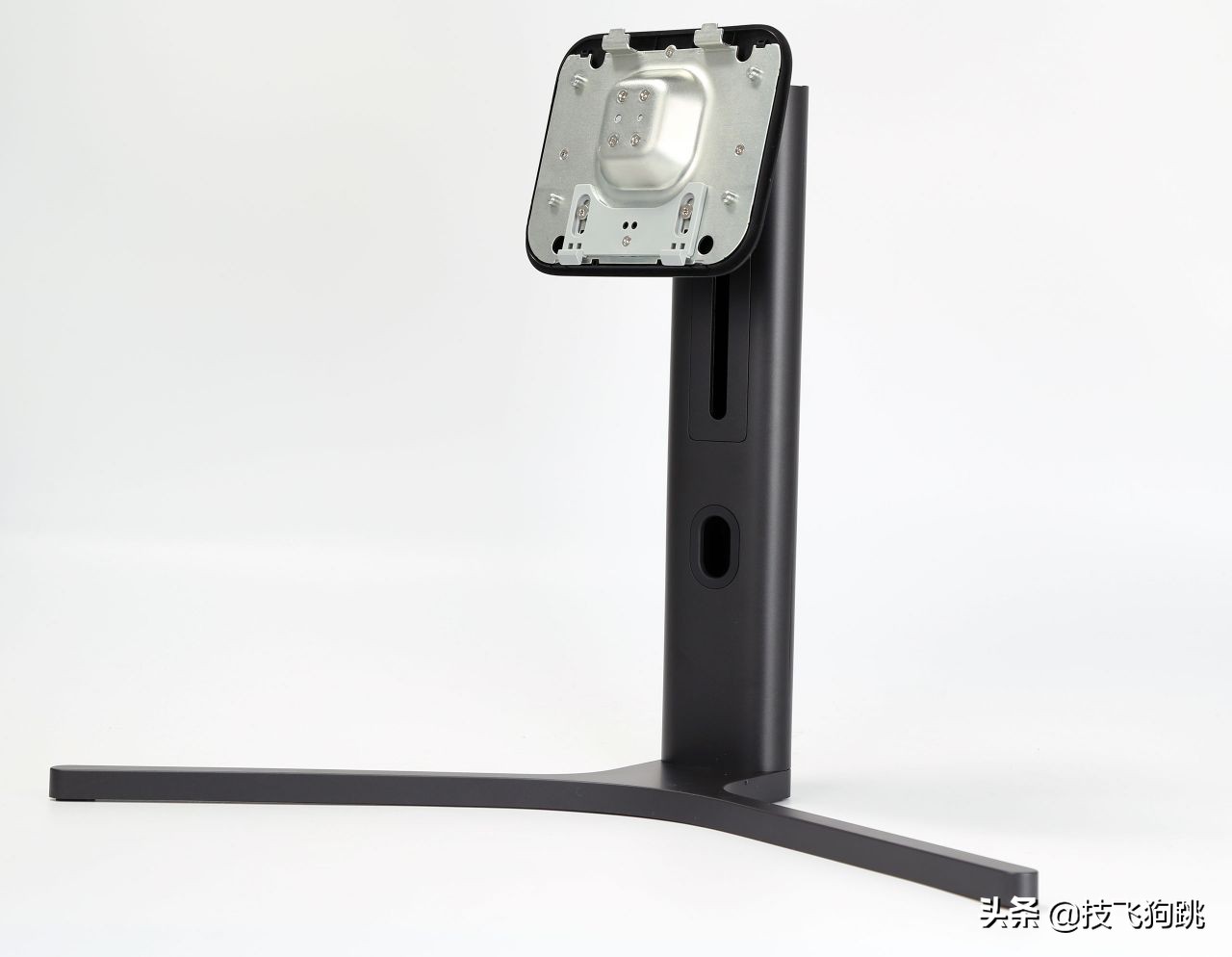 小米剑指显示器领域，小米34寸144Hz高刷新曲面带鱼屏上手体验