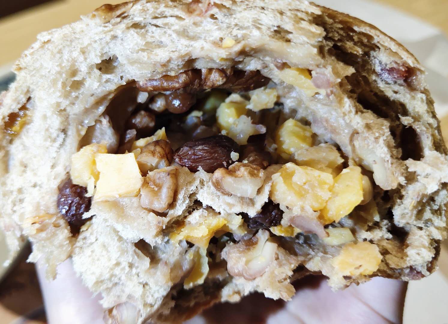 好利来全麦面包价格表,好利来原麦山丘面包