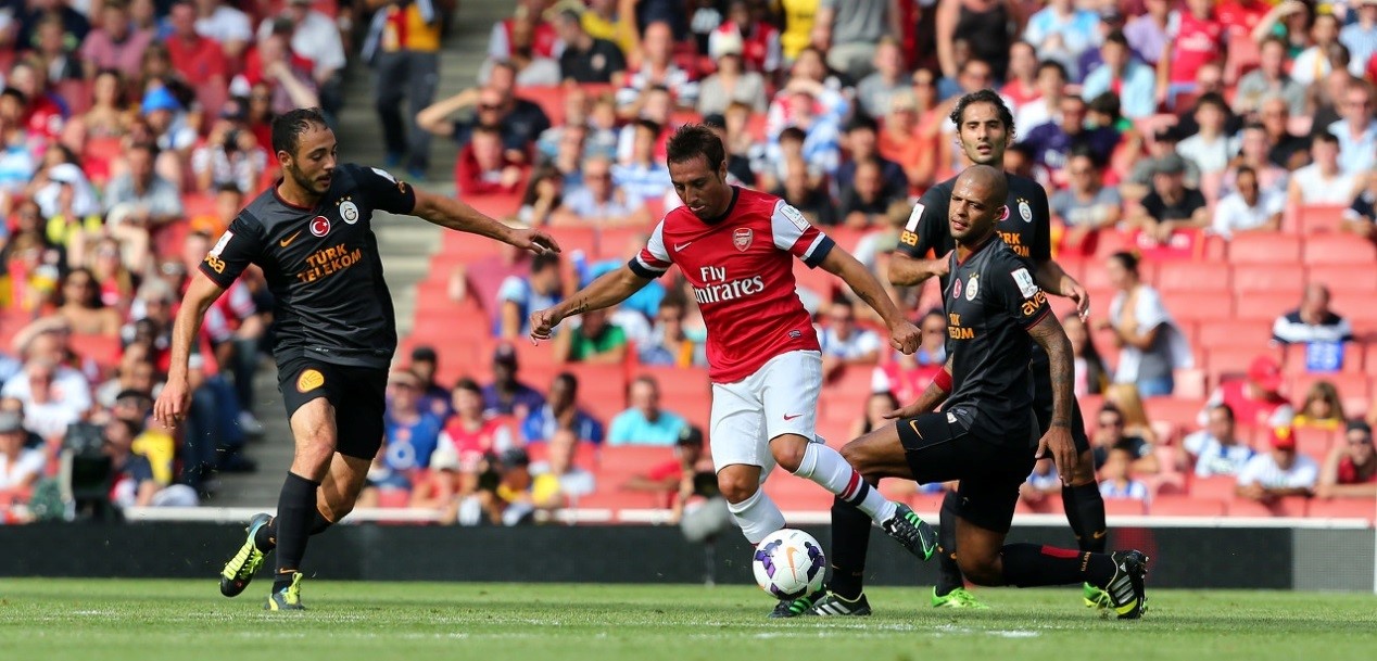 双面卡索拉：低调的大师与命运的嘲弄