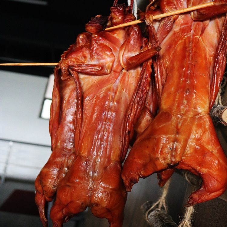 为什么兔肉不上宴席,为什么兔肉不好吃呀