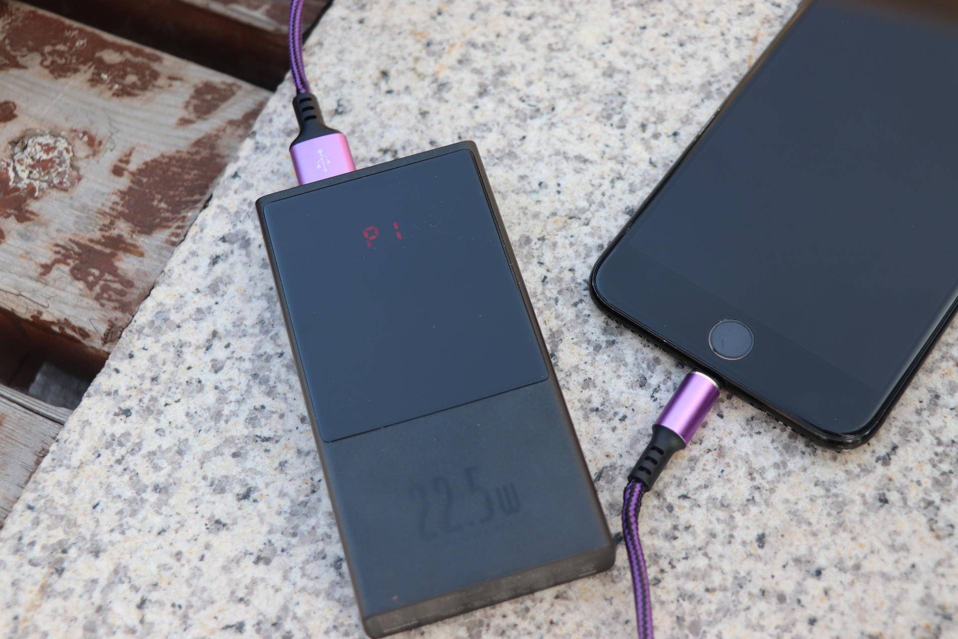 倍思22.5充电宝20000毫安拆解,倍思大容量快充充电宝