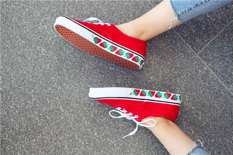 vans小草莓鞋,不买就后悔的新品