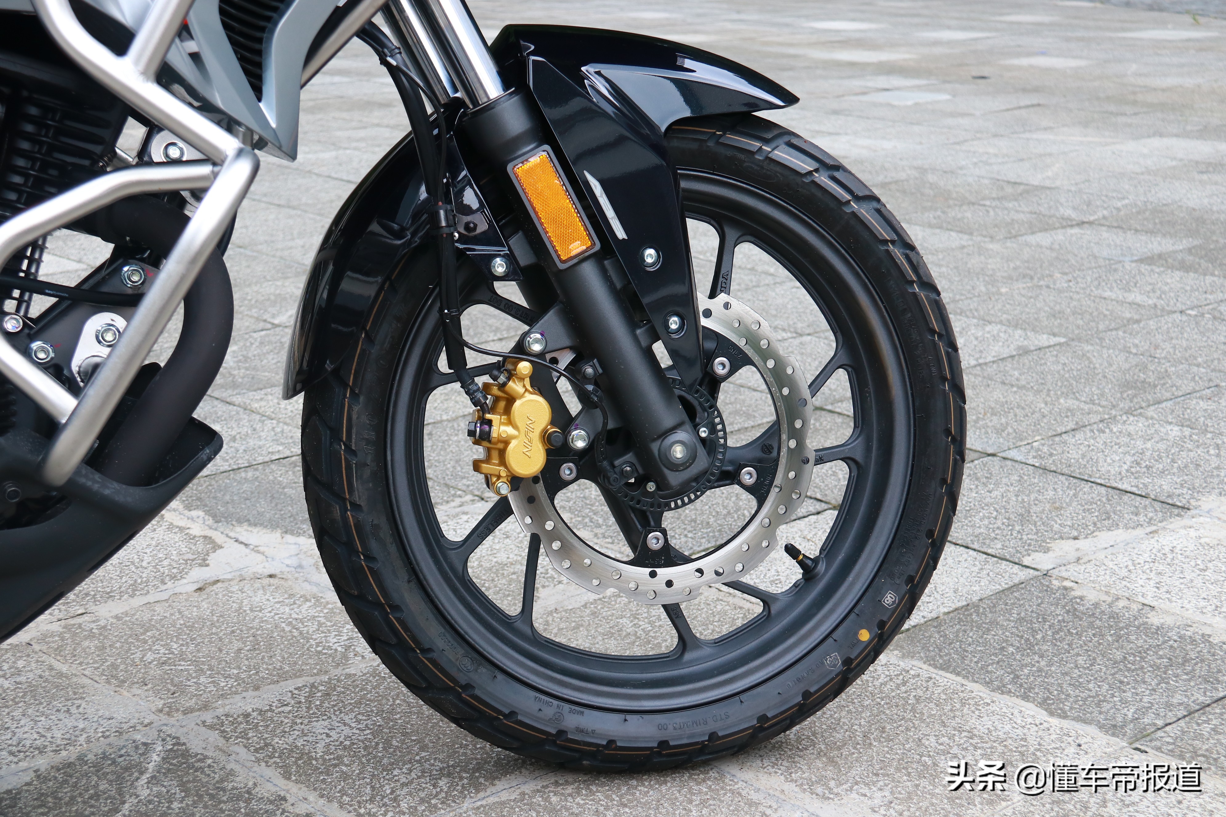 五羊本田cb190x最新测评视频,新启程摩托车