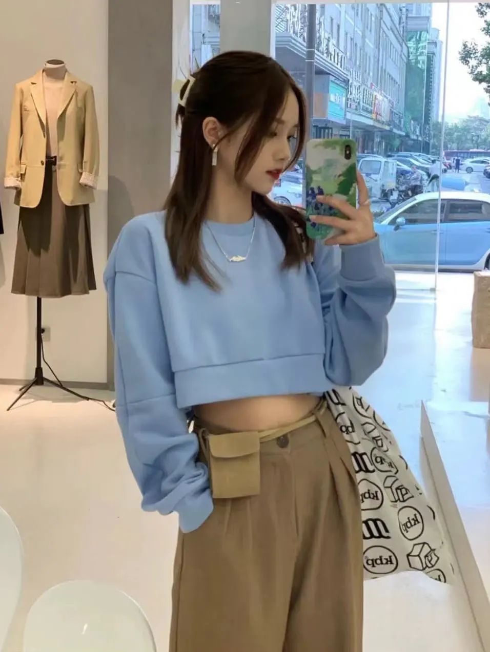 想穿得简单舒适一点,想要穿得时髦又凉快