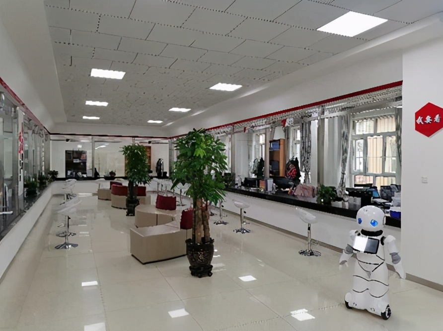 牛也要出圈（quān）？这个电信高定耳饰不简单