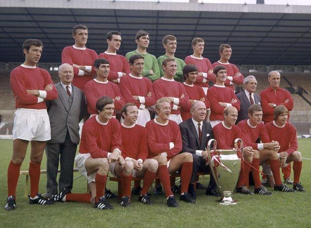 世界足坛十大最强阵容,天下足球十大梦幻三人组