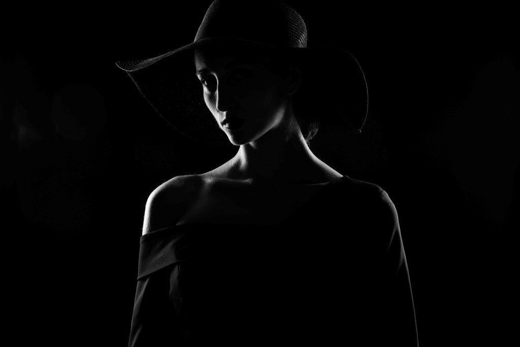 自己长得丑如何与自己妥协,你觉得自己长得丑怎么办