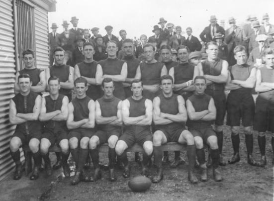 战术足球分析讲解,足球越位的三个基本条件