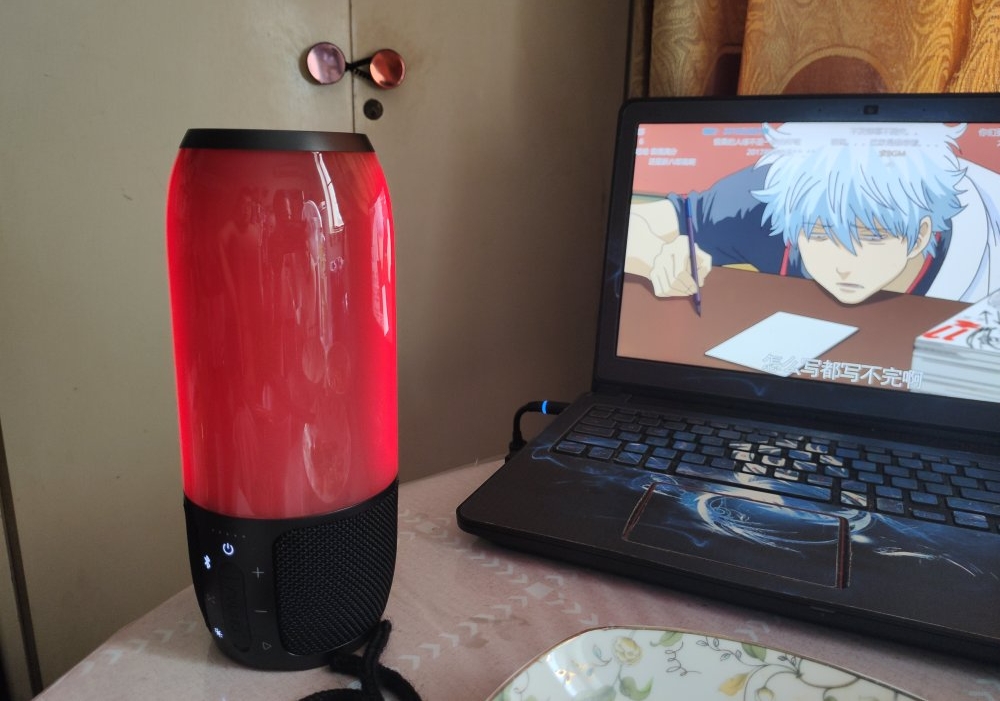 jbl蓝牙音箱性价比高的一款,jbl便携式蓝牙音箱