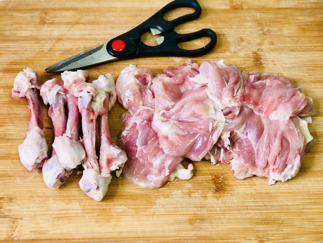 外卖50块的炸鸡自己做能花多少,外卖10元3个鸡腿