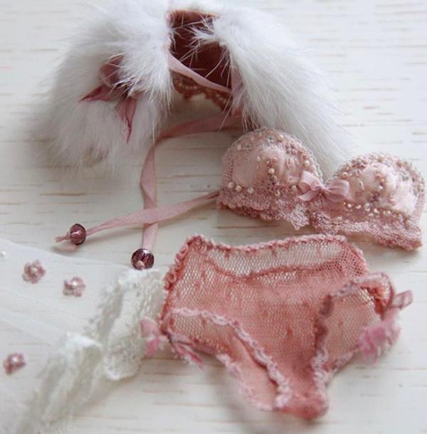 老爸酷爱芭比娃娃？微缩家具做到痴迷！