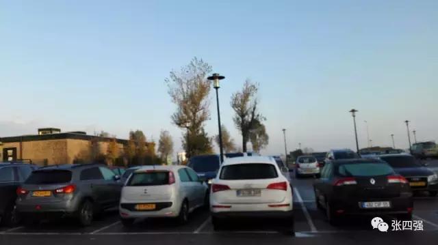 欧洲之旅（十四）：优美的荷兰风车村和漂亮的木鞋