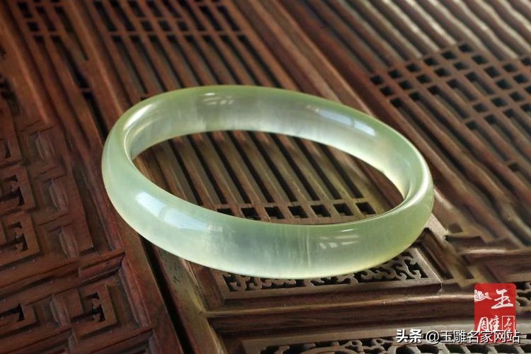 岫岩玉鉴别真伪简单的方法,岫岩玉怎么鉴别好坏