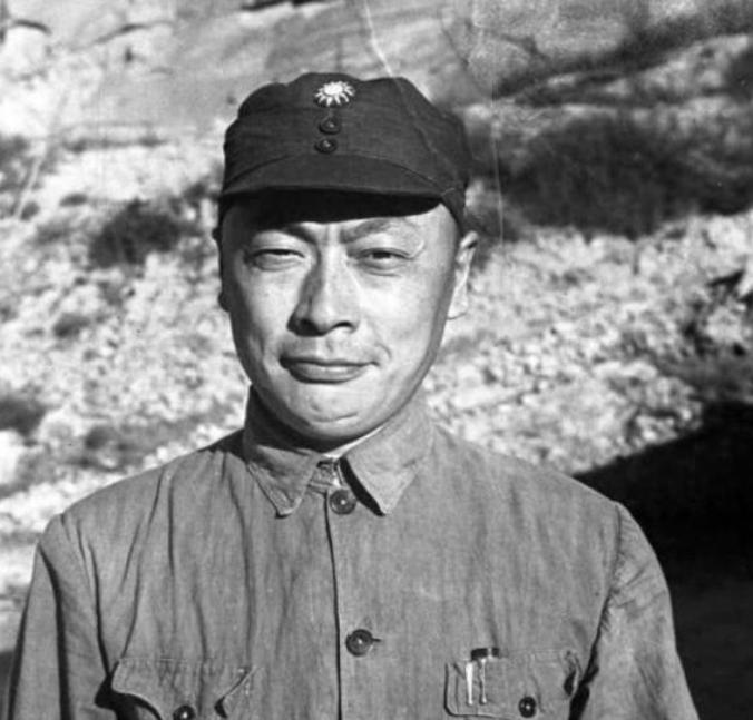 43年陈毅带来自产香烟“飞马”，主席边抽边说：“飞马”劳苦功高