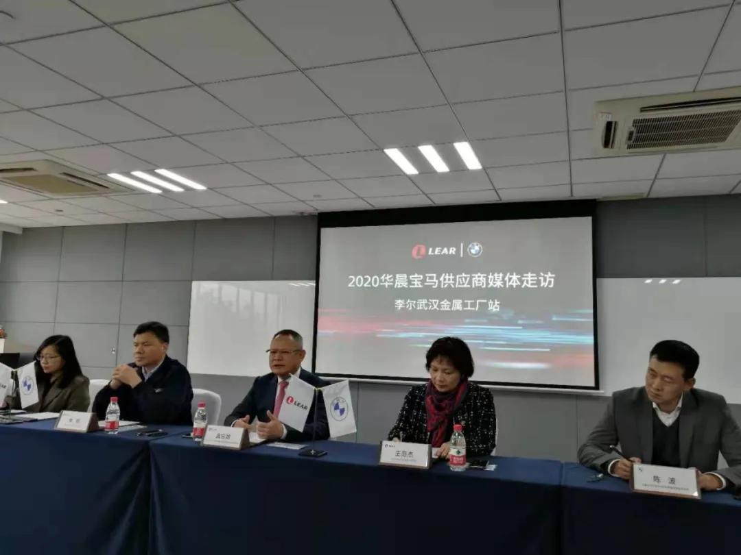 守望相助彼此成全,守望相助的内容及意义