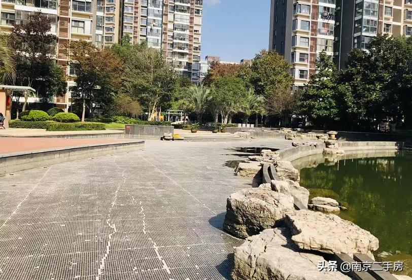 房价超7万/㎡！实探河西中部门禁超严小区，现场竟被圈粉了