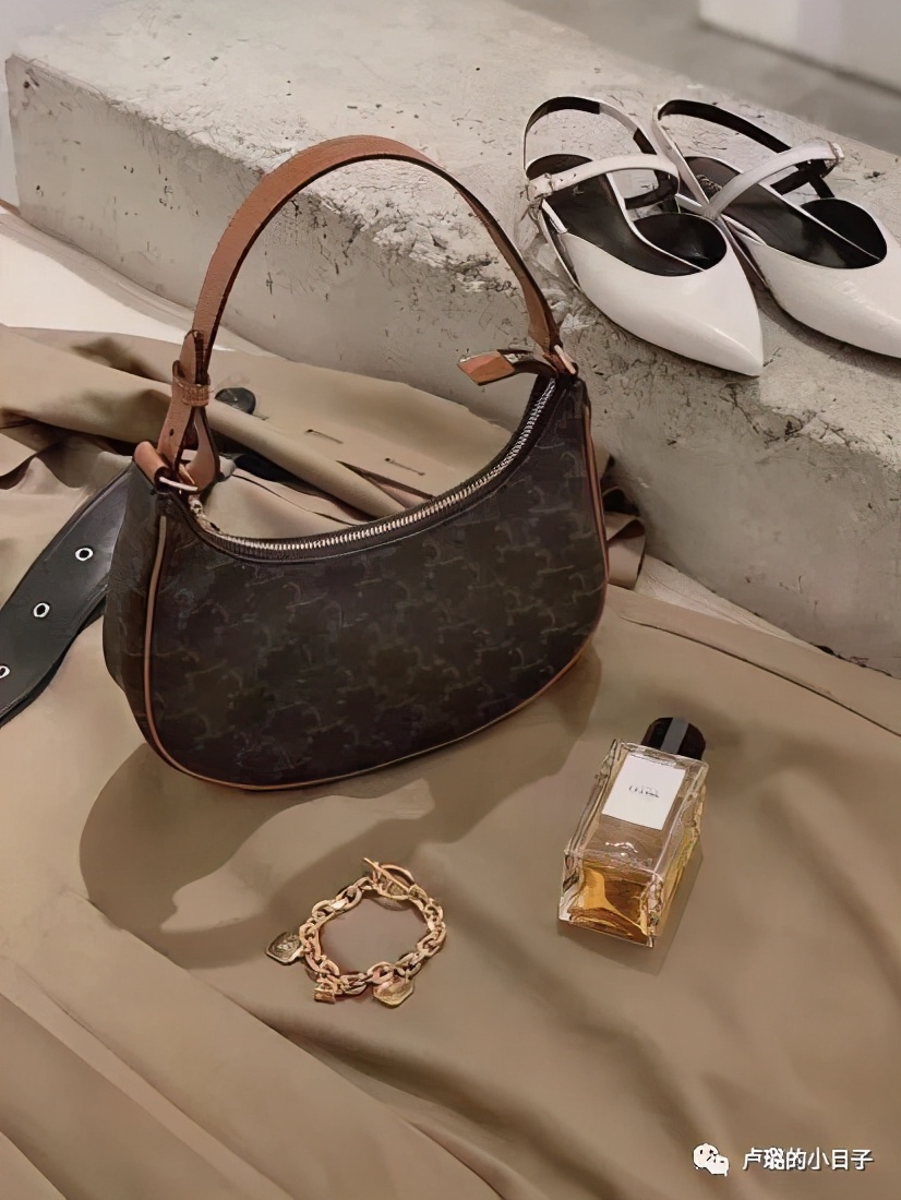 明星都在买古董,明星都在买中古包