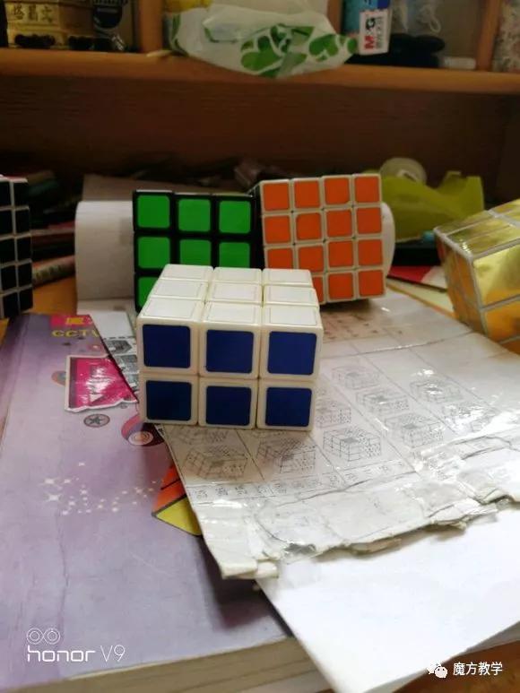 又简单又快的魔方教学,魔方教程最易看懂的魔方入门技巧