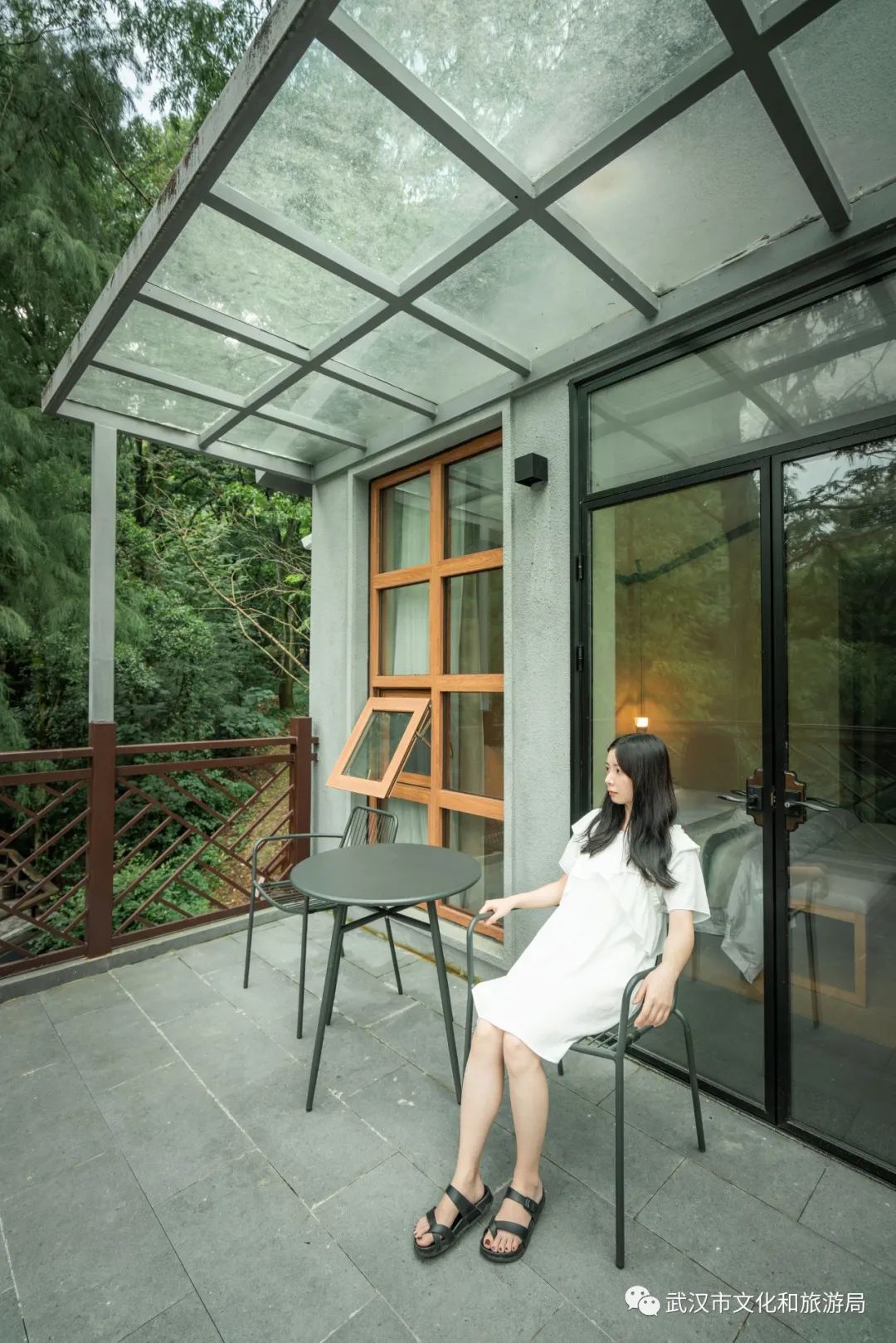 藏在武汉郊野的4家美宿来了，周末晚上来玻璃房看满天繁星