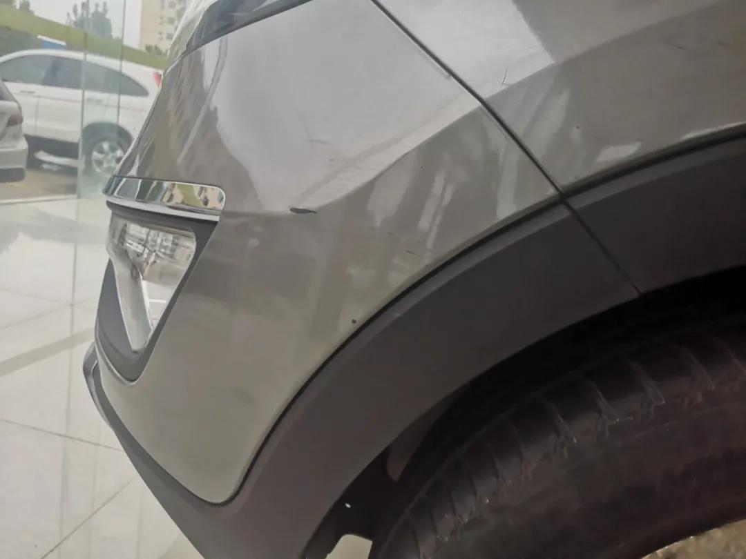 智跑19款2.0顶配二手车,11年起亚智跑2.4四驱油耗测评