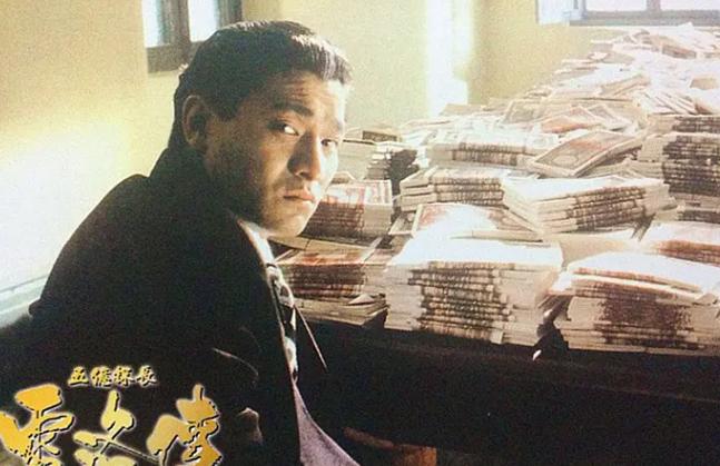 十部香港经典警匪电影推荐,十部顶级香港警匪片经典电影