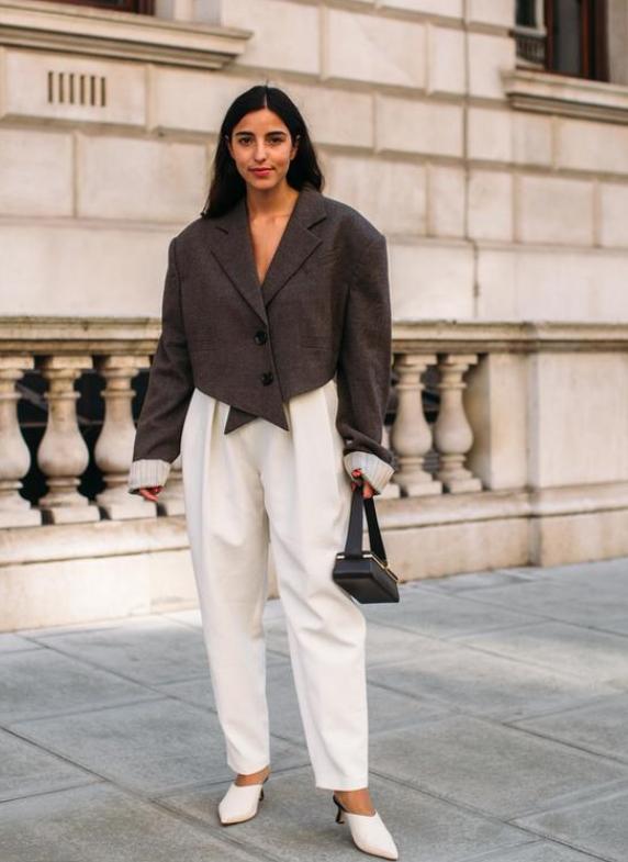 V口鞋太好穿了吧,显瘦显高又时髦,脚宽脚胖再也不用愁了