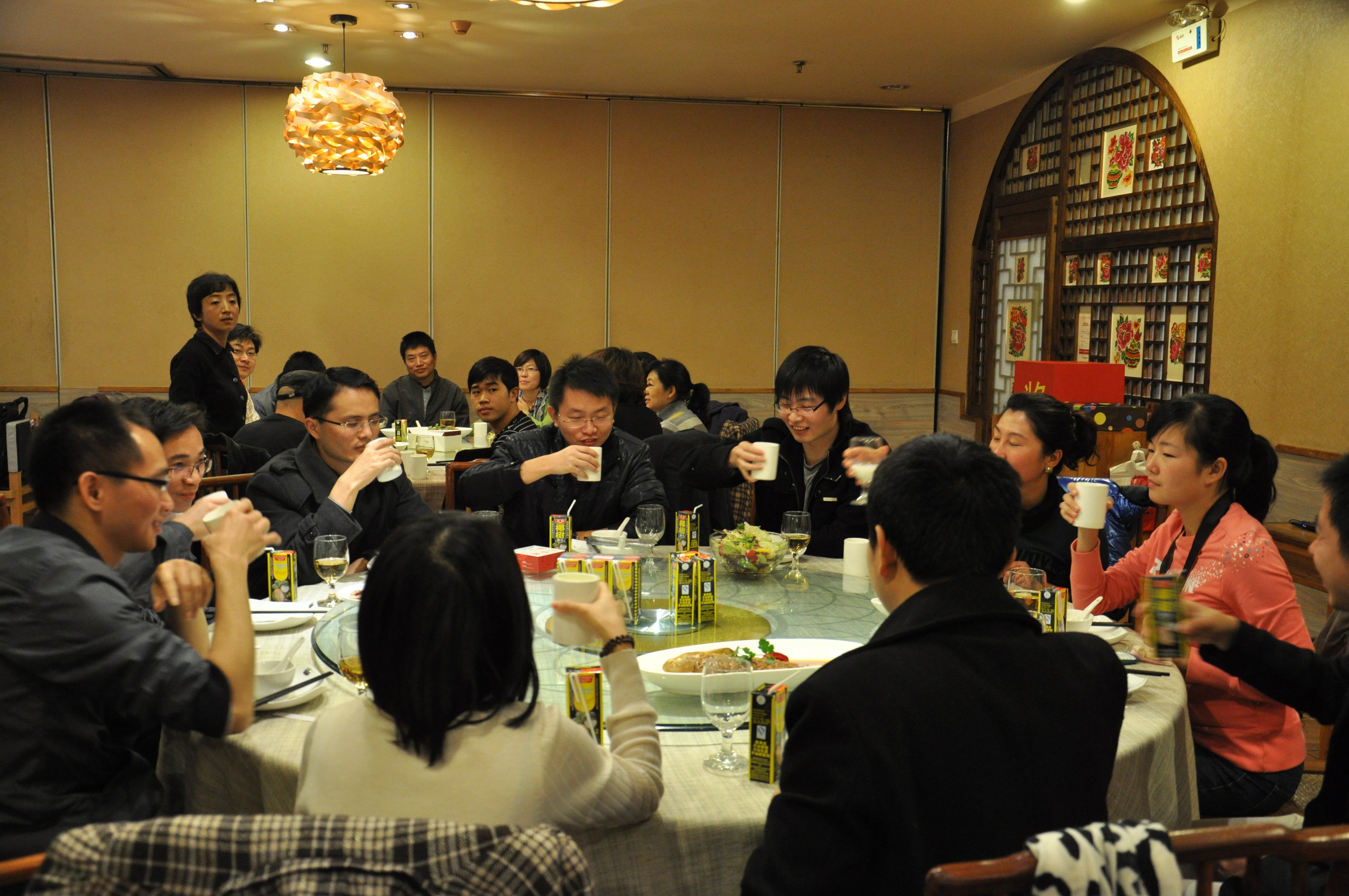 社交饭局应酬的10个潜规则,社交规则饭局离席