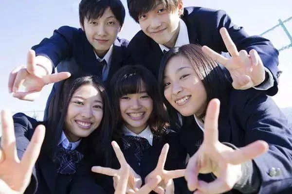 日本高校真实生活,日本的大学生活是怎么样的