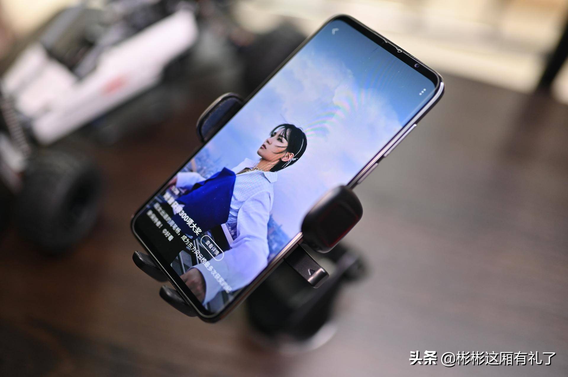 从小坐到大的安全座椅,小到隐形的手机支架