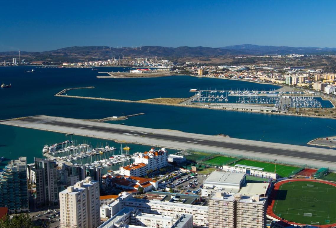 西班牙拥有如此强大的战斗力,西班牙真的踢不过日本吗