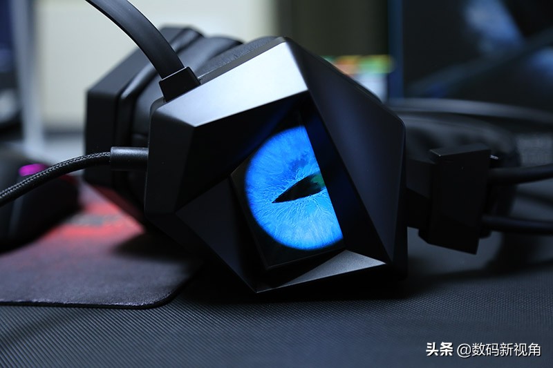 头戴式电竞耳机推荐高性价比,头戴式电竞耳机兼顾平常使用