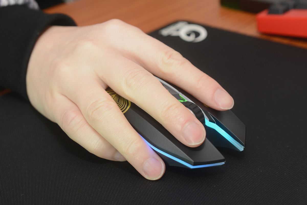 这可能是最接地气的一款车,牧马人玩什么鼠标好