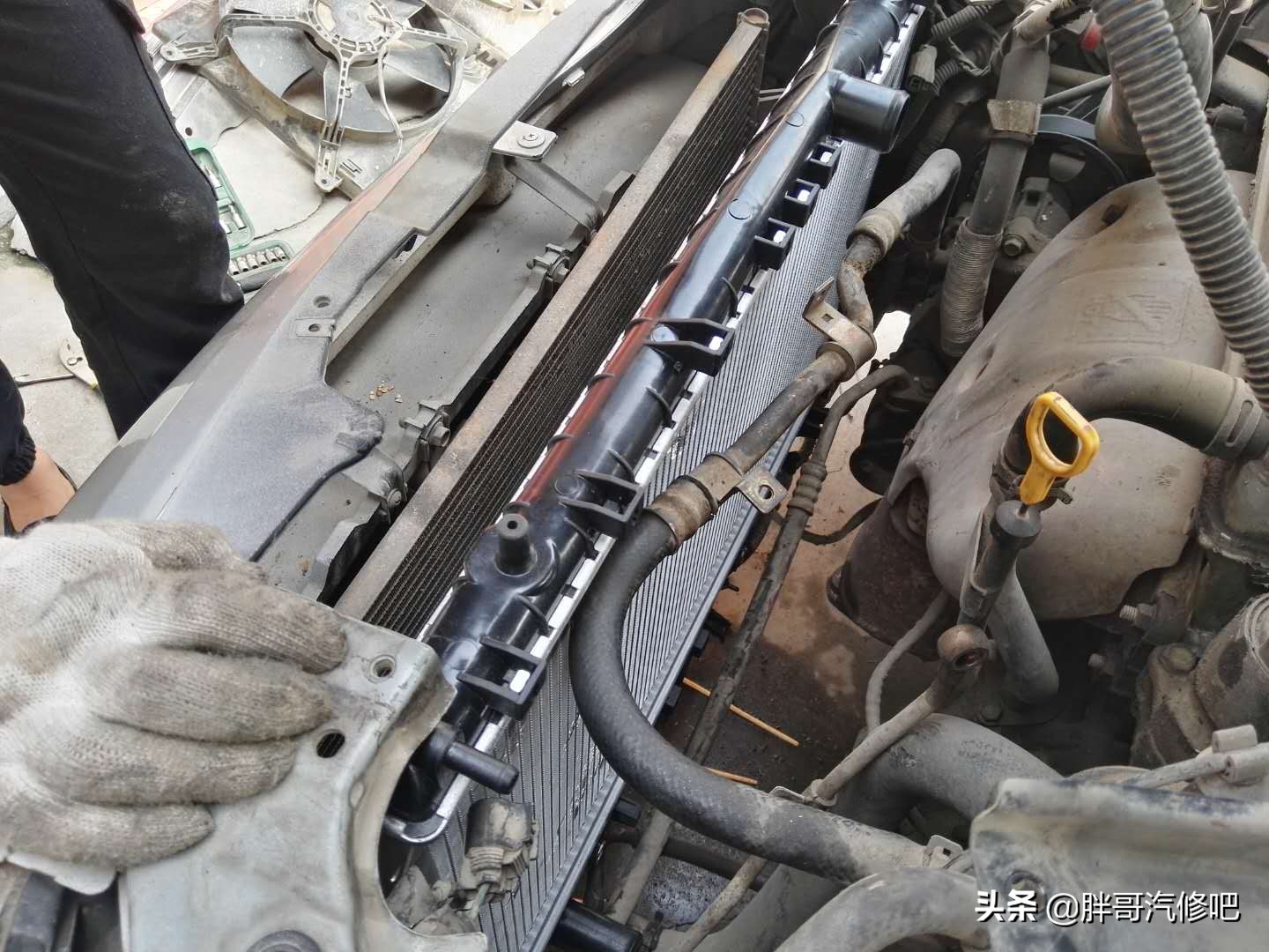 别克凯越发动机高温转不动,别克凯越高温熄火后打不着