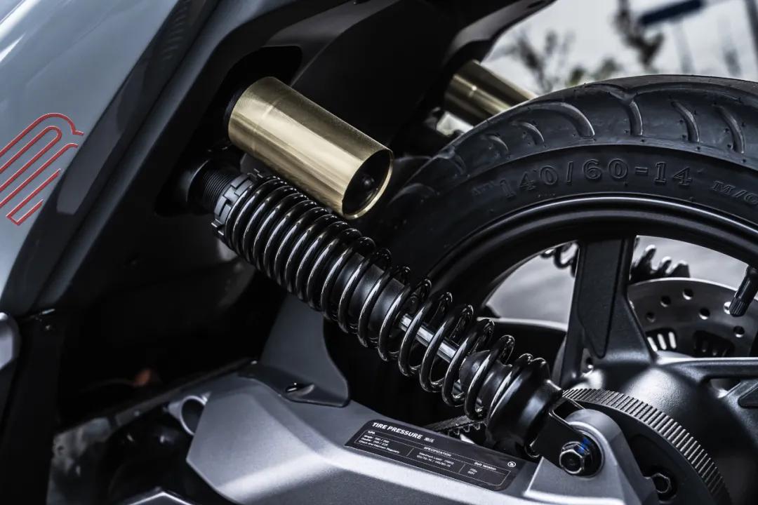 速珂宝马车,速珂最新款电动车