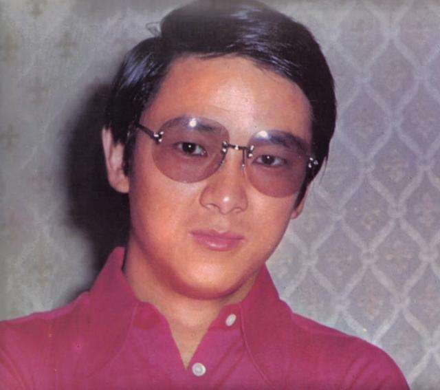 灏忕櫧鑿滃啲鐡滆タ绾㈡熆,灏忕櫧鑿滆タ绾㈡熆榛勭摐