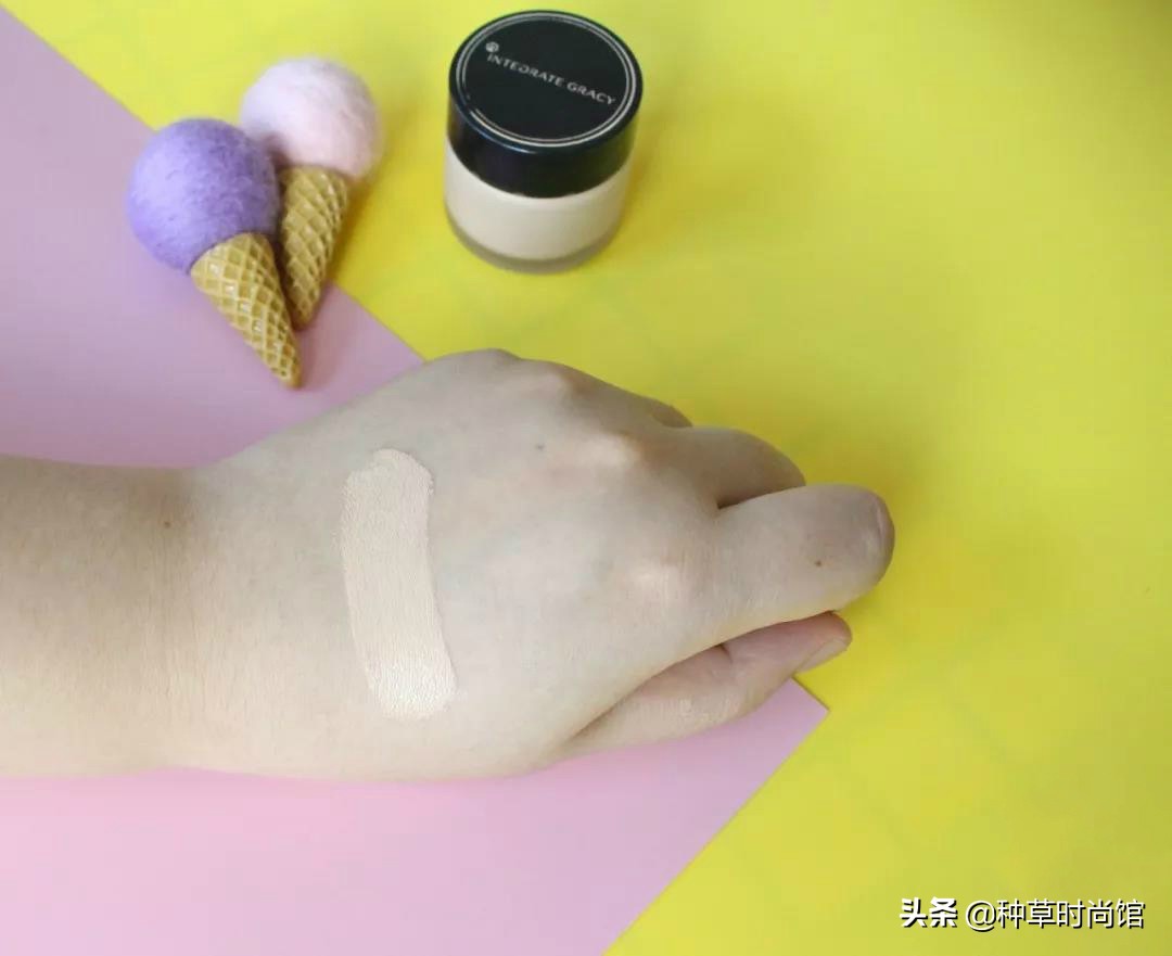 几款很火的贵价粉底测评,测评12块钱粉底液