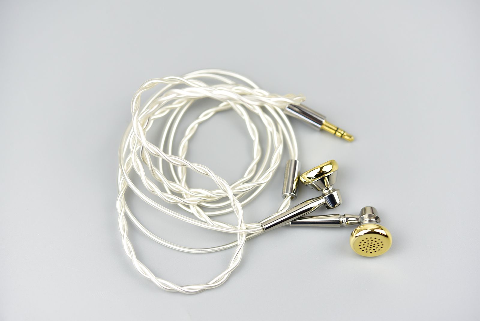 铁三角耳机最好的音质型号测评,平头耳机重低音推荐