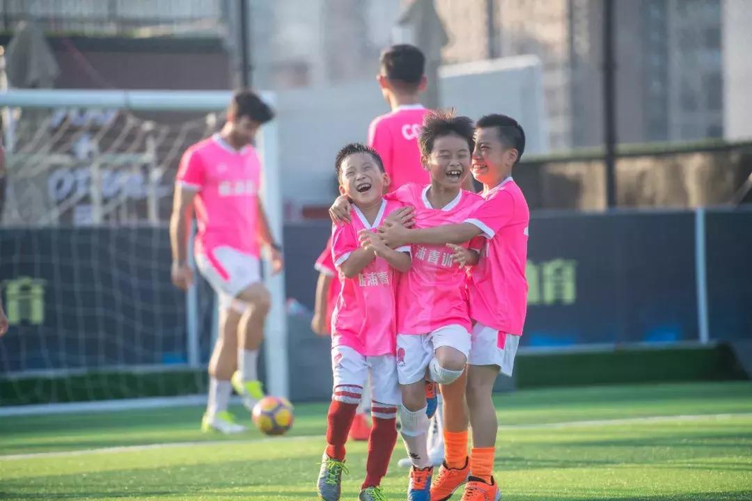 DreamBigger丨一家死磕足球的梦想制造局