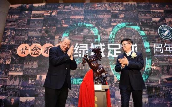 宋卫平与足球的故事,宋卫平把70亿钱花了吗