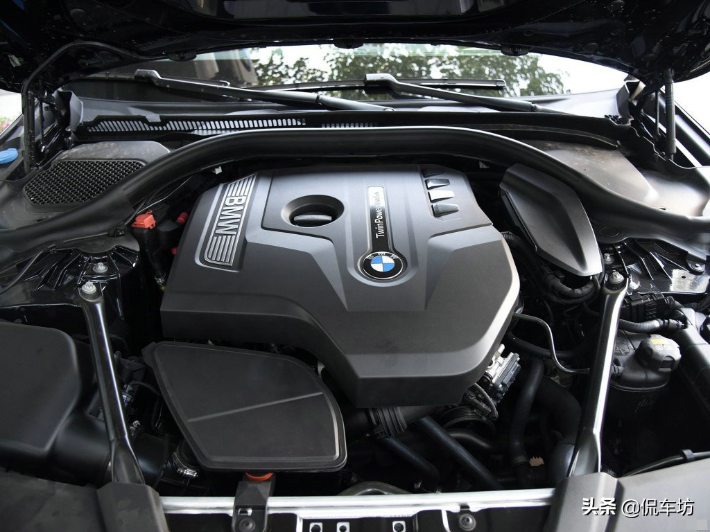 奔驰s级发动机对比宝马740,奔驰的发动机和宝马的发动机