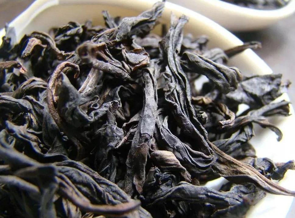 一斤70万元，为何岩茶这么贵？“天价”岩茶还能红火多久？