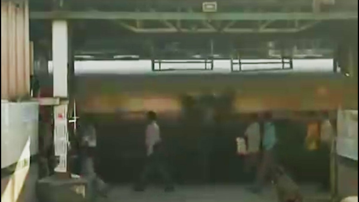 印度外卖小哥送外卖都去了哪里,印度传统送餐员艰难求生